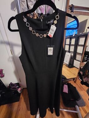 DKNY Black Sleeveless Sheath Dress NEW SIZE 6